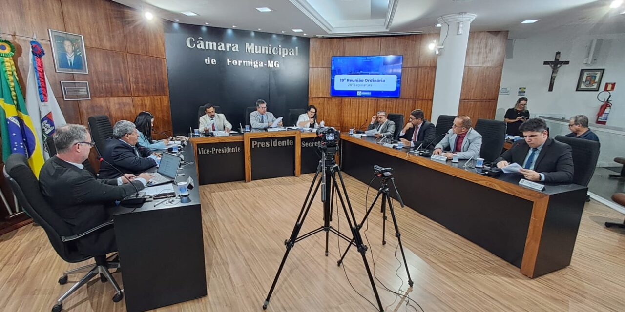Câmara aprova reforço orçamentário para ações prioritárias, em Formiga