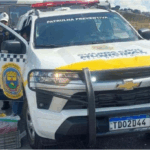 BH: 140kg de carne moída estragada são encontrados em carro com pneus carecas e retrovisor quebredo