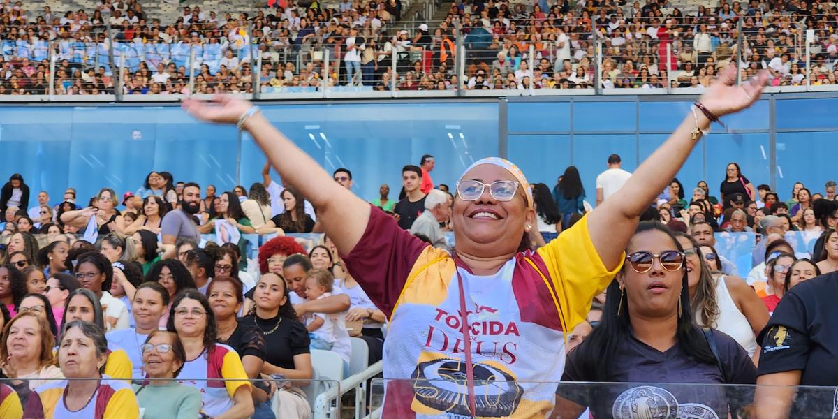 Corpus Christi: mais de 50 mil fiéis marcam presença no Mineirão para a Torcida de Deus