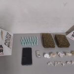 Homem é flagrado traficando drogas em posto de combustíveis em Formiga