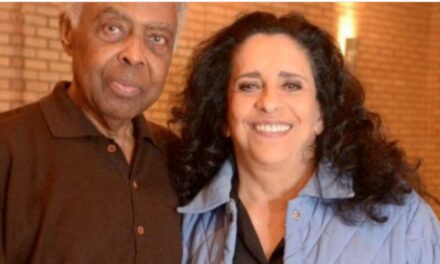 Gilberto Gil fala sobre namoro pouco conhecido com Gal Gosta