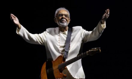 Gilberto Gil encanta público de BH com sucessos de seis décadas