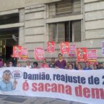 Após 22 dias sem aula, Prefeitura de BH vai levar greve dos professores à justiça e cortar salários