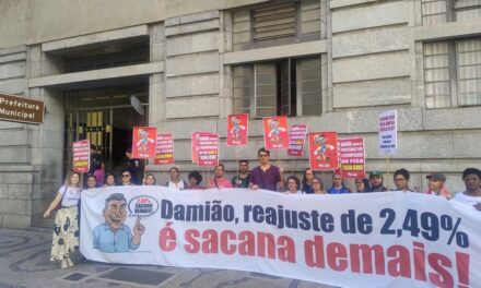 Após 22 dias sem aula, Prefeitura de BH vai levar greve dos professores à justiça e cortar salários