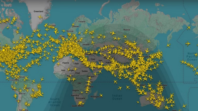 Catar, Bahrein, Kuwait e Emirados Árabes fecham espaço aéreo após ataque do Irã