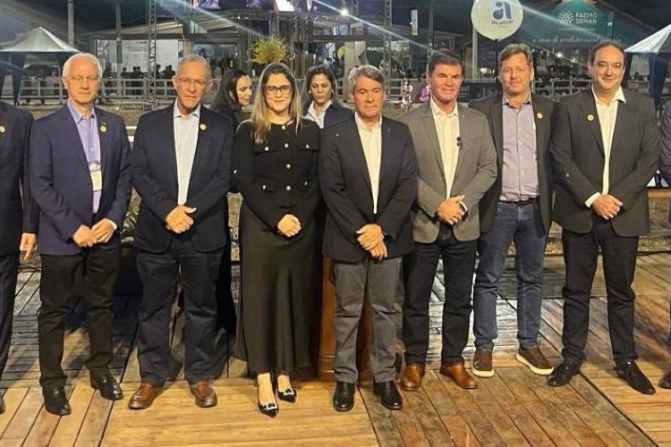 Sistema Faemg Senar anuncia doação de 84 mil litros de leite  