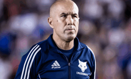 Com Cruzeiro vice no Brasileiro, Jardim projeta parada para o Mundial