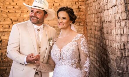 Casal que perdeu antigos parceiros em acidentes na mesma avenida comemora 1 ano de casamento