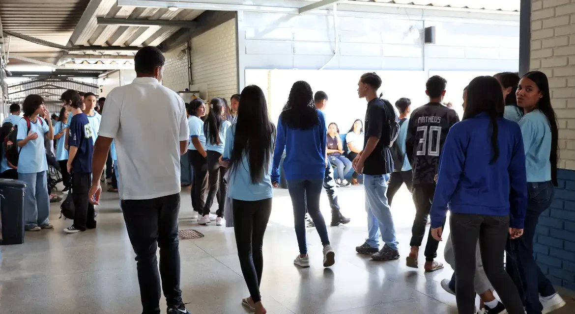 Pé-de-Meia: nascidos em julho e agosto recebem hoje parcela de R$ 200