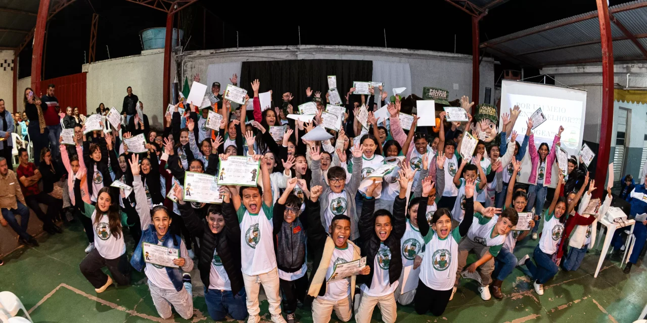 Alunos concluíram o ciclo formativo e se formam no projeto “Progea”