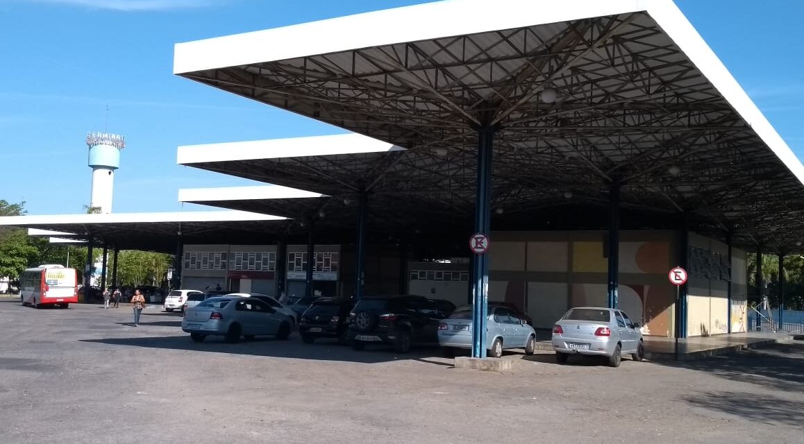Prefeito de Formiga apresenta projeto de revitalização do terminal rodoviário aos vereadores