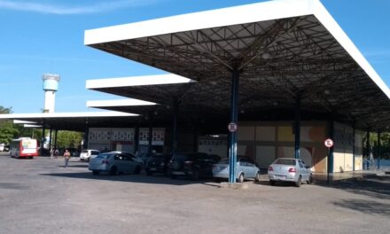 Prefeito de Formiga apresenta projeto de revitalização do terminal rodoviário aos vereadores