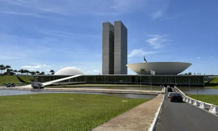 Congresso não derrubava um decreto presidencial desde 1992; relembre