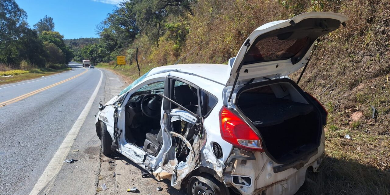 Duas pessoas ficam feridas em acidente na MG-050, em Formiga