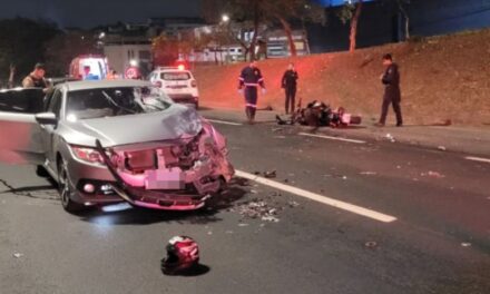 Motociclista é lançada a 15 metros e morre após ser atingida por carro na contramão na BR-381