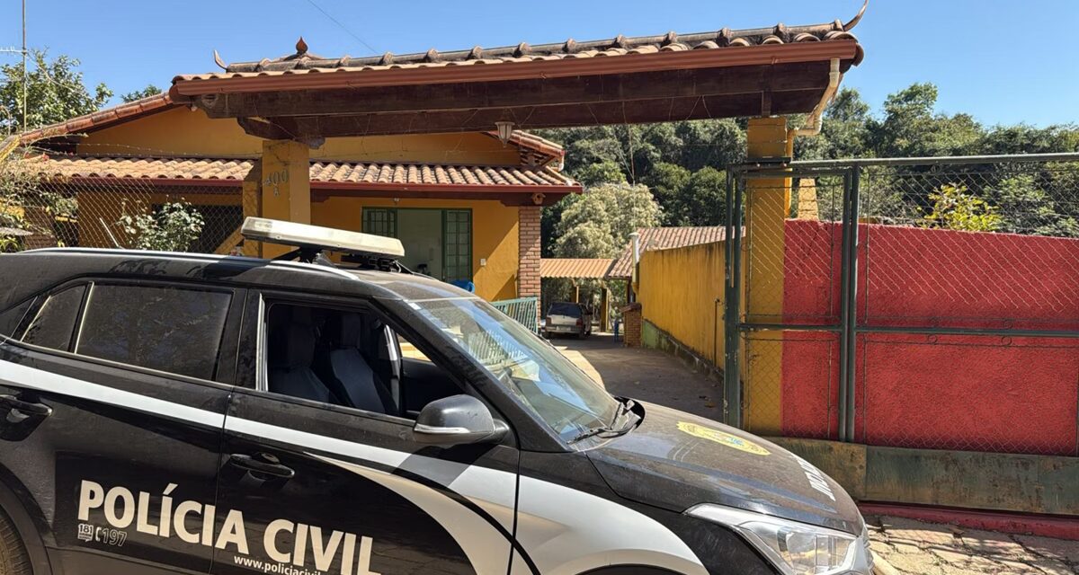 Responsável por clínica de reabilitação para mulheres é presa por sequestro e cárcere
