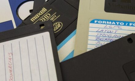 Vale a pena guardar disquete em 2025?