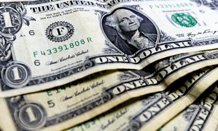 Dólar cai para R$ 5,43 e atinge menor valor desde setembro