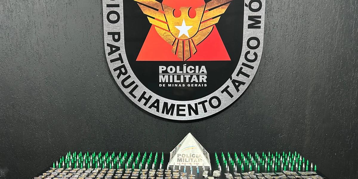 Adolescentes são apreendidos com crack, cocaína e maconha no Morro do Papagaio