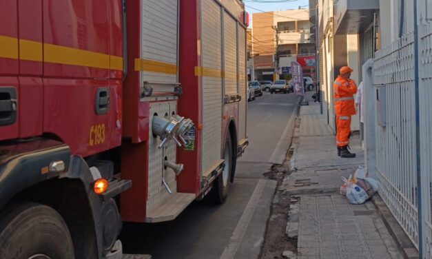Bombeiros investigam suposto vazamento de gás em escritório no centro de Formiga