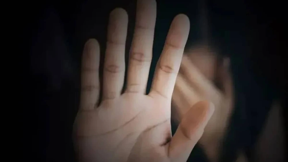 Grupo utiliza IA para deletar 100 mil imagens de vítimas de pornografia e chantagens sexuais online
