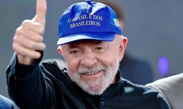 Após ameaça e tarifaço de Trump, governo Lula fecha campanha com lema ‘Brasil soberano’