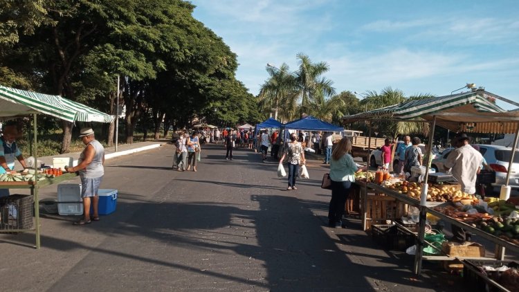 Feirantes se indignam com fiscalização e apreensão de produtos na Feira Livre de Formiga