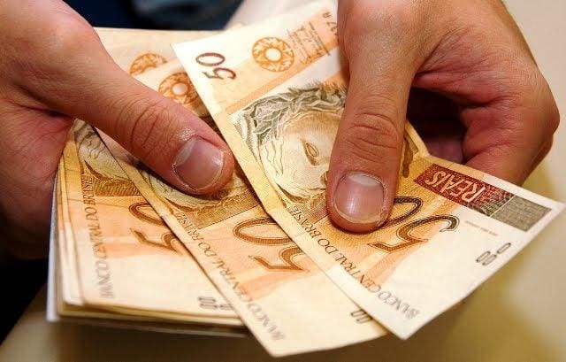 Fraude INSS: Governo abre sistema para adesão ao ressarcimento; veja quando começam os pagamentos