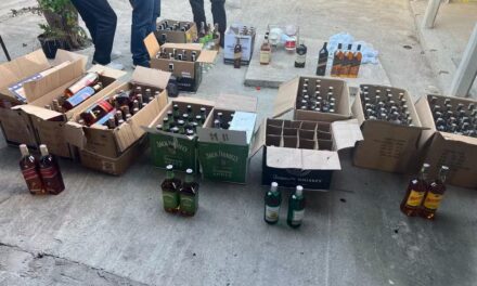 Delivery de bebida falsa tem mais de 200 garrafas de whisky e vodka apreendidas em MG