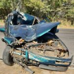 Colisão entre carro e caminhão deixa três pessoas feridas na BR-354 em Arcos