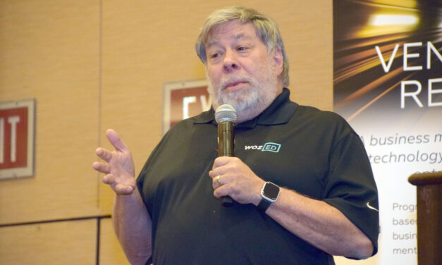 E por falar em eletrônica… Steve Wozniak (WA6BND / WV6VLY) – cofundador da Apple e Radioamador