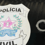 Homem espanca idoso até a morte, tenta simular morte natural e é preso em Minas