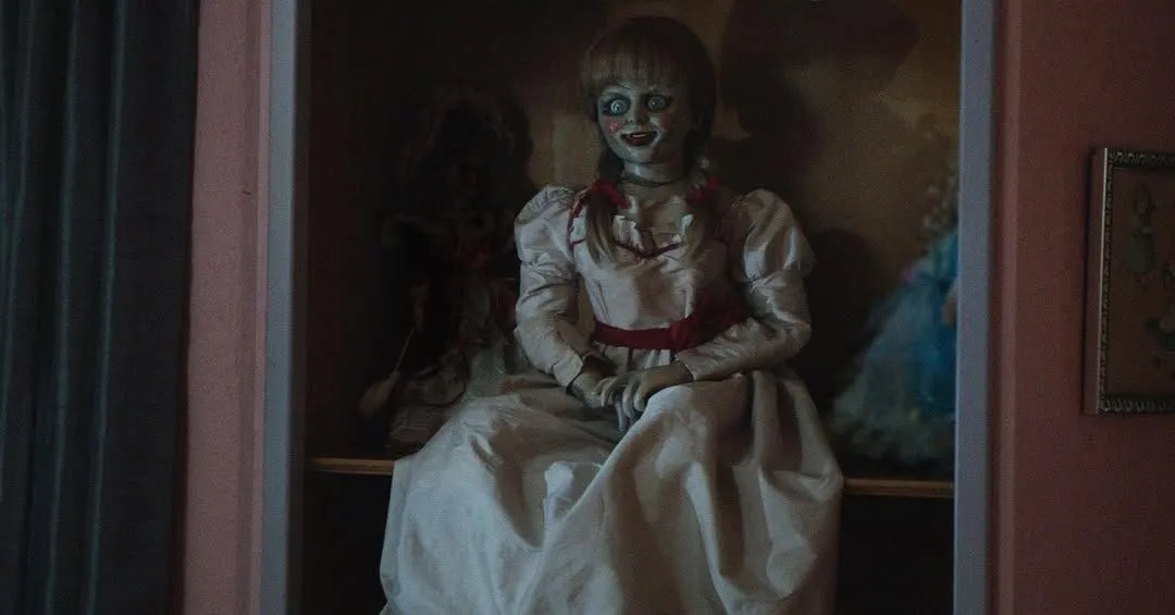 Investigador paranormal tem morte súbita em turnê com Annabelle