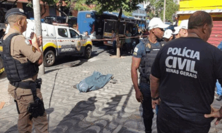 Moradores de rua brigam e um arranca o olho do outro em BH