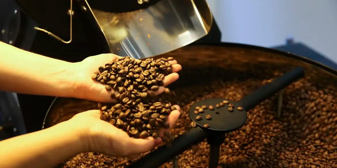 Preço do café tem alta de quase 30% nos últimos seis meses em BH, aponta pesquisa