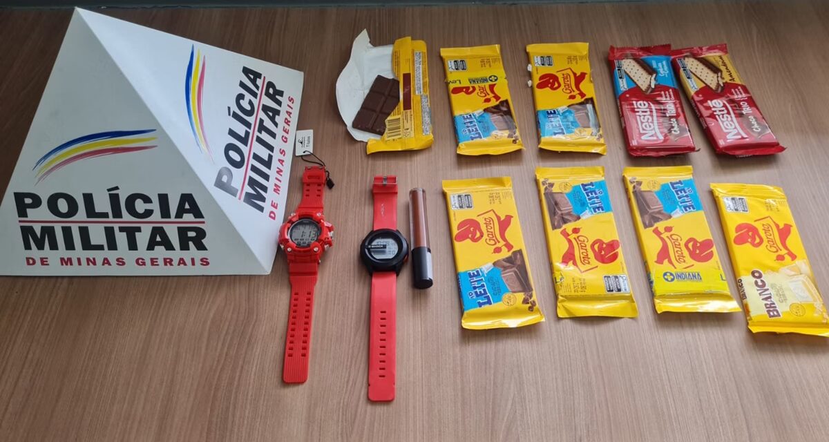 Dupla é presa suspeita de furtar quase 10 barras de chocolates em farmácia