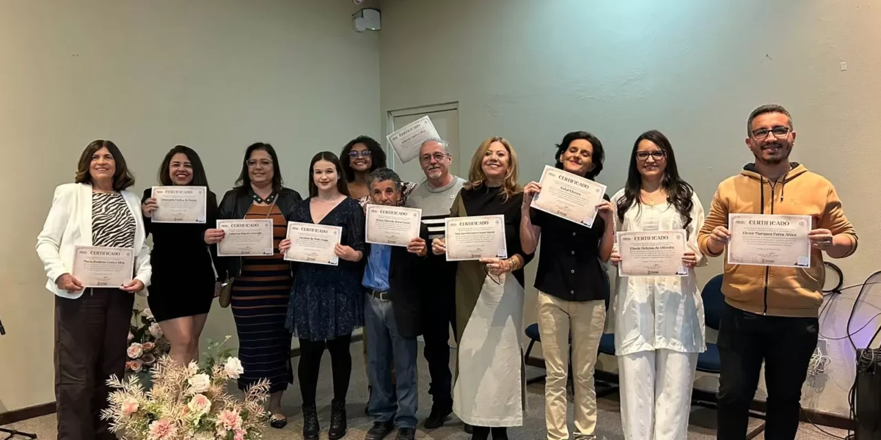 Concurso de Poesias 2025 celebra o talento formiguense e o Dia do Escritor