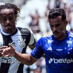Cruzeiro visita Corinthians em busca de manter liderança do Brasileirão; veja prováveis escalações