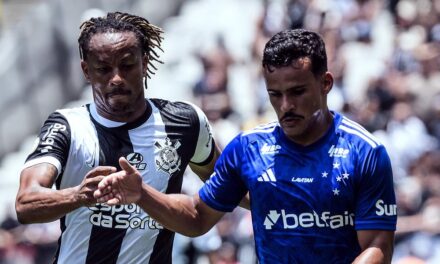 Cruzeiro visita Corinthians em busca de manter liderança do Brasileirão; veja prováveis escalações