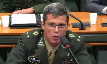 Defesa de general preso por golpe pede tratamento igual ao de Bolsonaro
