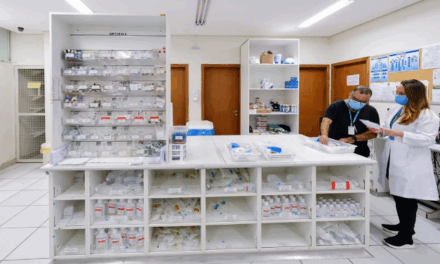 Justiça barra farmácia que oferecia consulta médica online sem registro no CRM