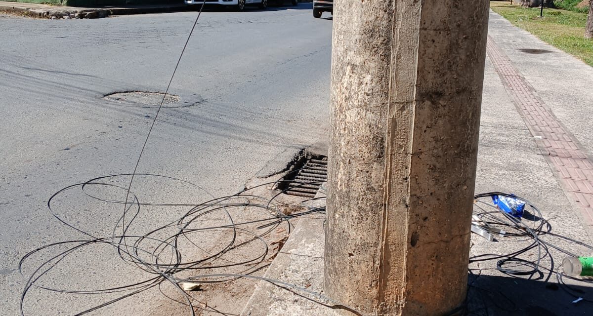 Fios soltos continuam oferecendo risco em Formiga