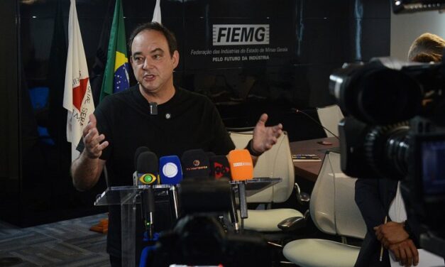 FIEMG defende diálogo entre Brasil e EUA para buscar solução sobre tarifas  