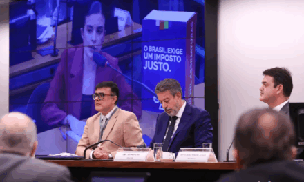 Comissão da Câmara aprova isenção do IR para quem ganha até R$ 5 mil