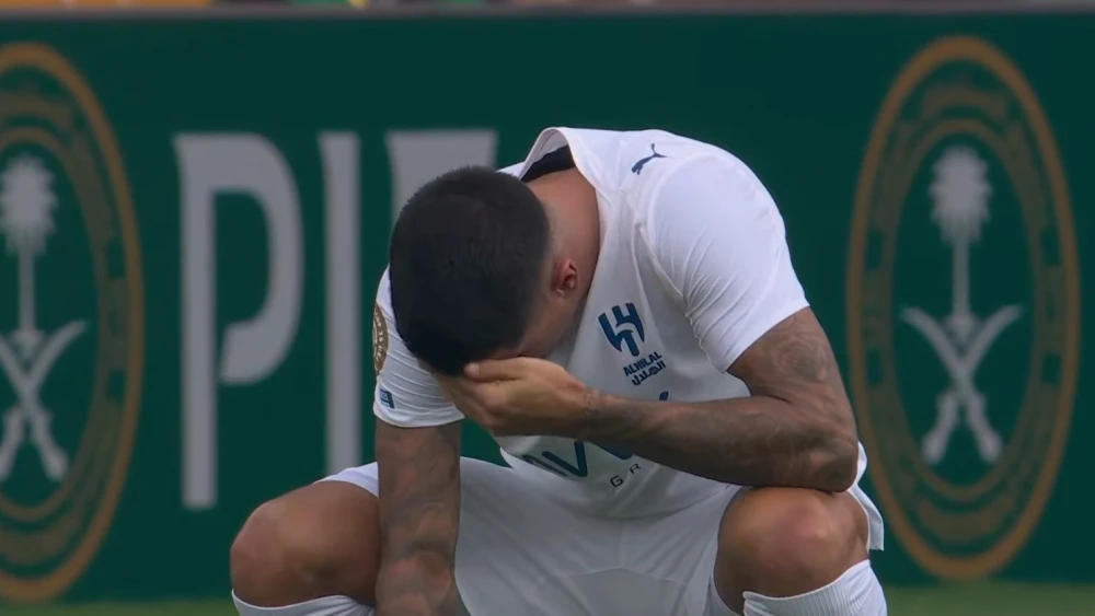 Fluminense x Al-Hilal: jogadores se emocionam com minuto de silêncio para Diogo Jota