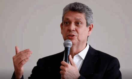 Governo defende justiça tributária e não alta de imposto, diz ministro