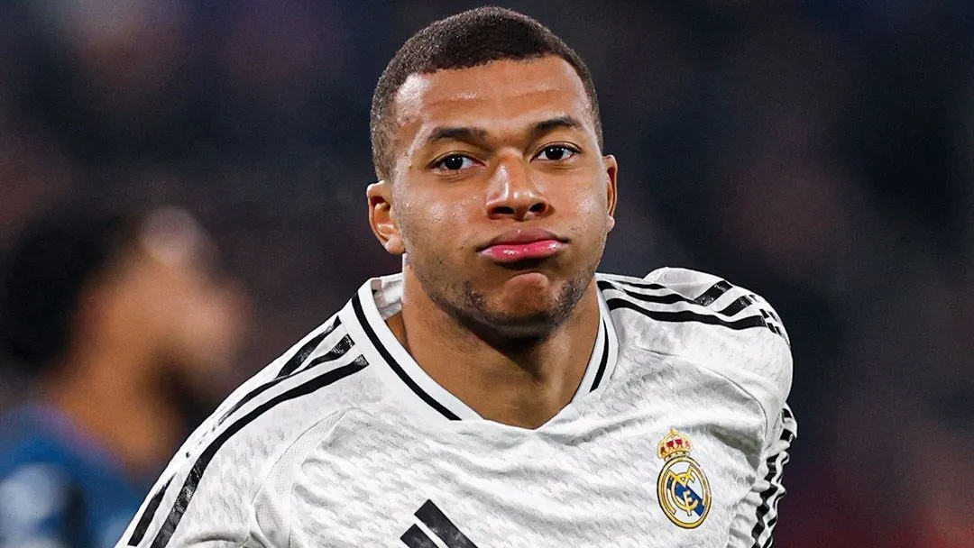 Mundial: Mbappé reencontra PSG após recordes, polêmicas e processos