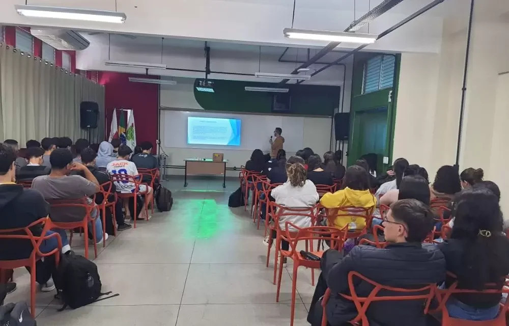 Prefeitura de Formiga reforça combate à violência contra idosos em palestra no IFMG