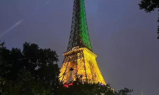 França homenageará o Brasil no dia 14 de Julho com espetáculo inédito de drones na Torre Eiffel