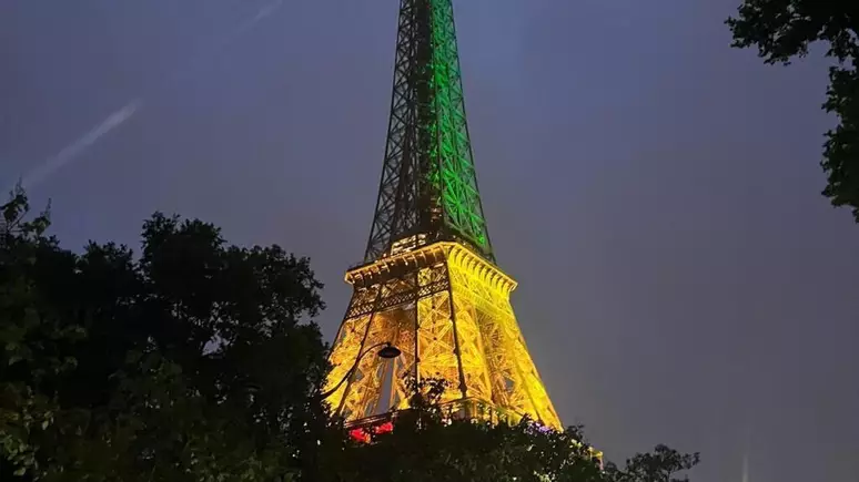 França homenageará o Brasil no dia 14 de Julho com espetáculo inédito de drones na Torre Eiffel